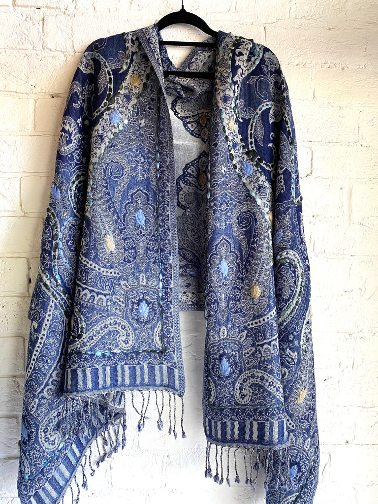 Embroidered Woollen shawl Navy 2